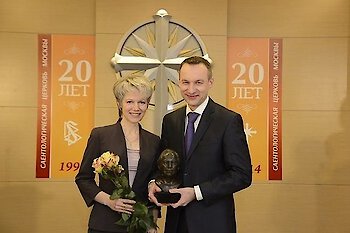 20-jähriges Bestehen der Scientology Kirche Moskau gefeiert